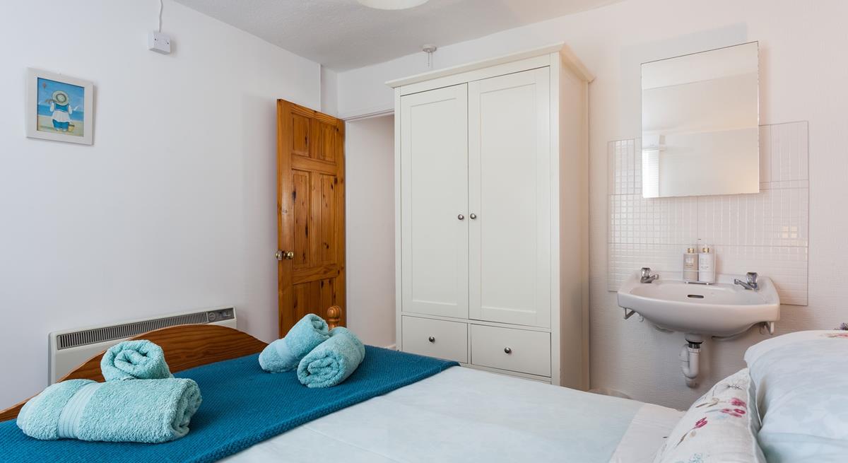 Fluffy towels await you in bedroom 1.