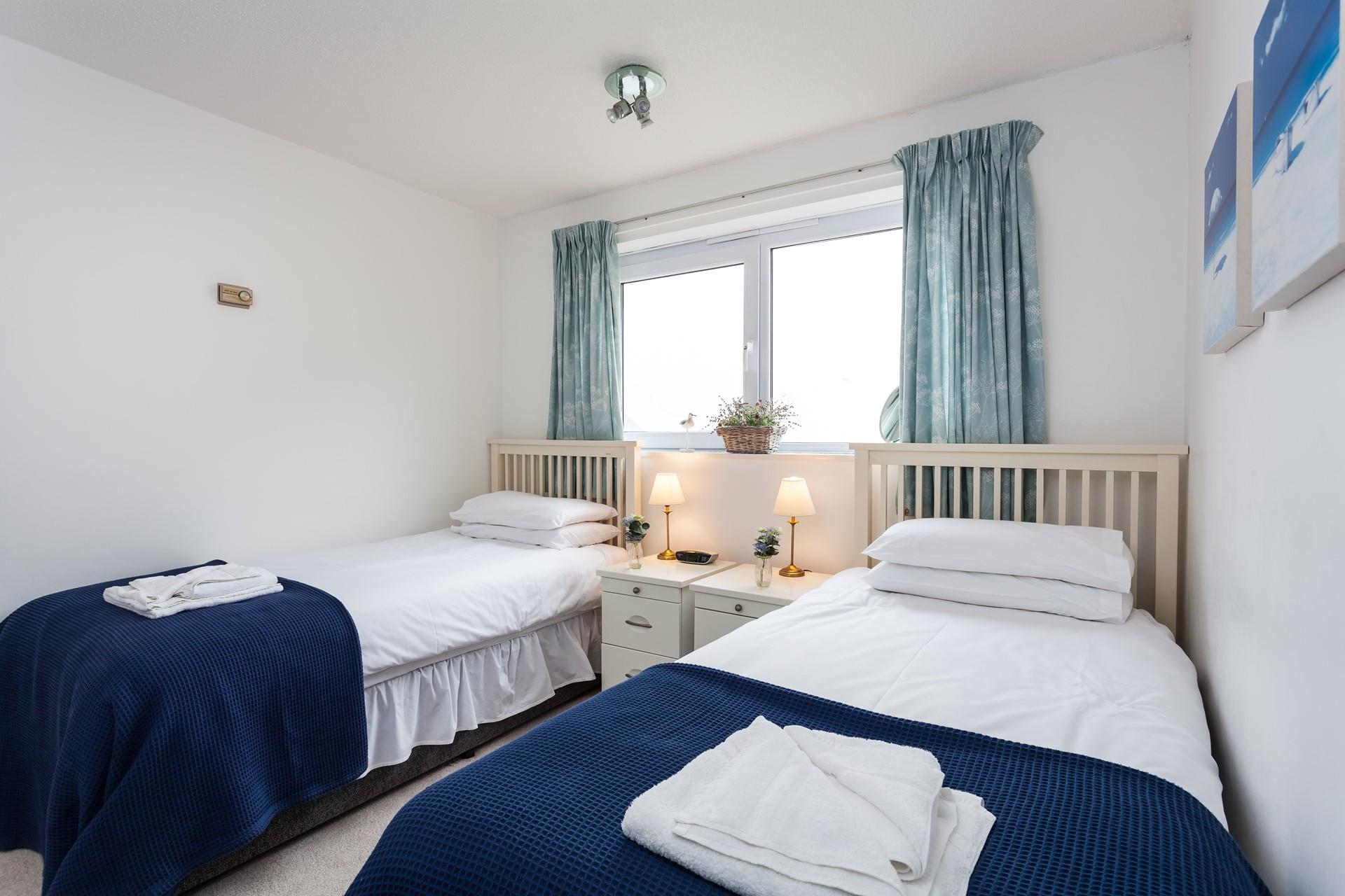 We love the seaside colour palette that brings all the fun of the beach indoors!