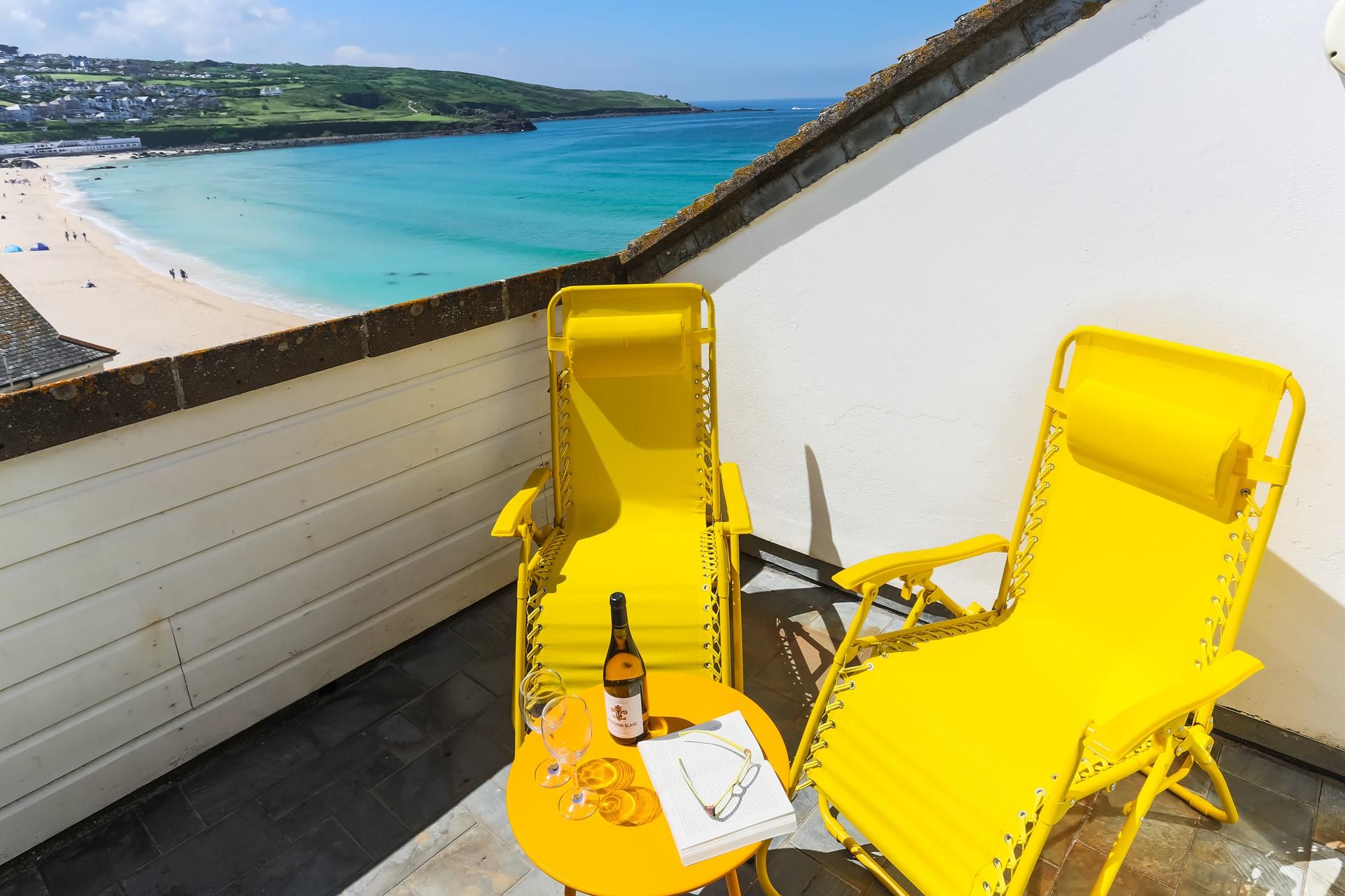 Spend lazy summer evenings indulging in al fresco dining.