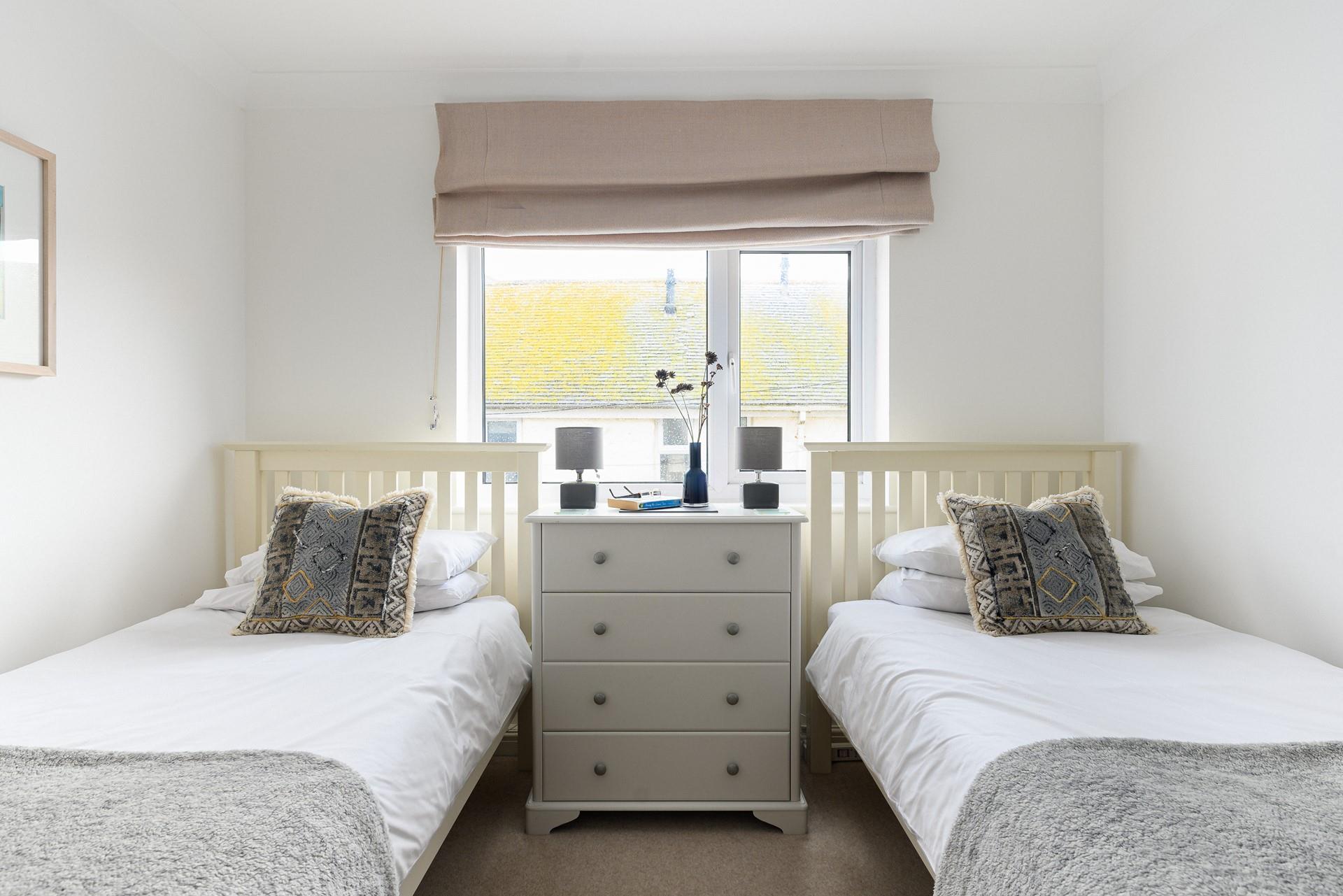 Make lasting family memories on your Cornish holiday at 3 Seawall Court.