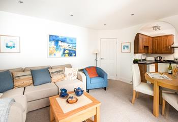 The open plan living is perfect for coming together and socialising. 