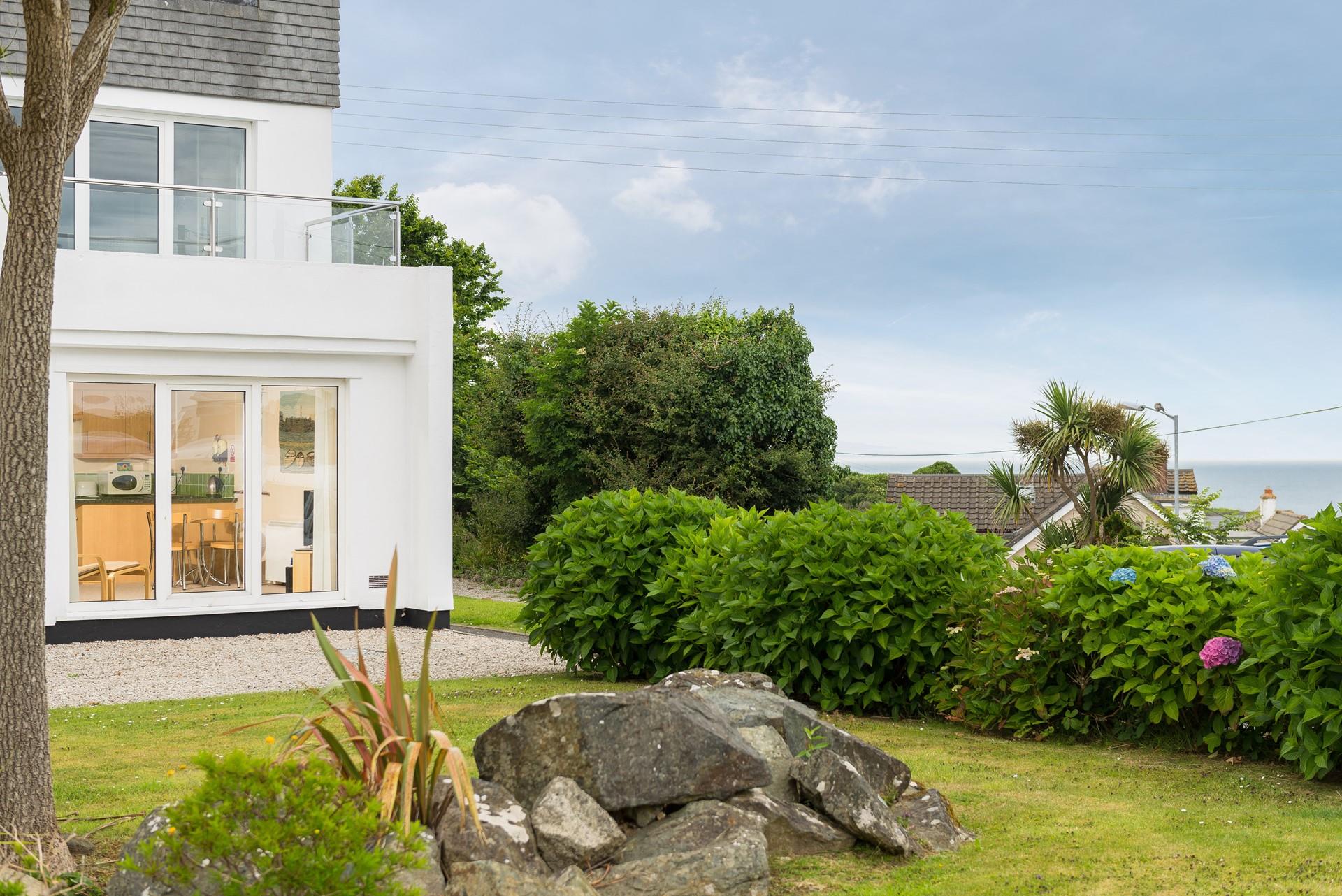 The communal garden is a wonderful place to stretch your legs after arriving.