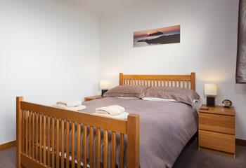 The comfortable beds promise a blissful night's sleep, leaving you rested and ready to explore St Ives.