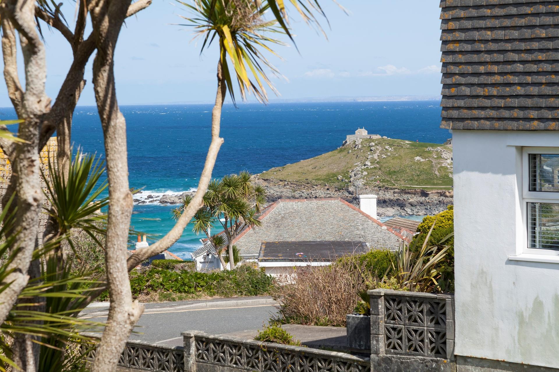Overlooking Porthmeor, this stunning property boasts sensational views.