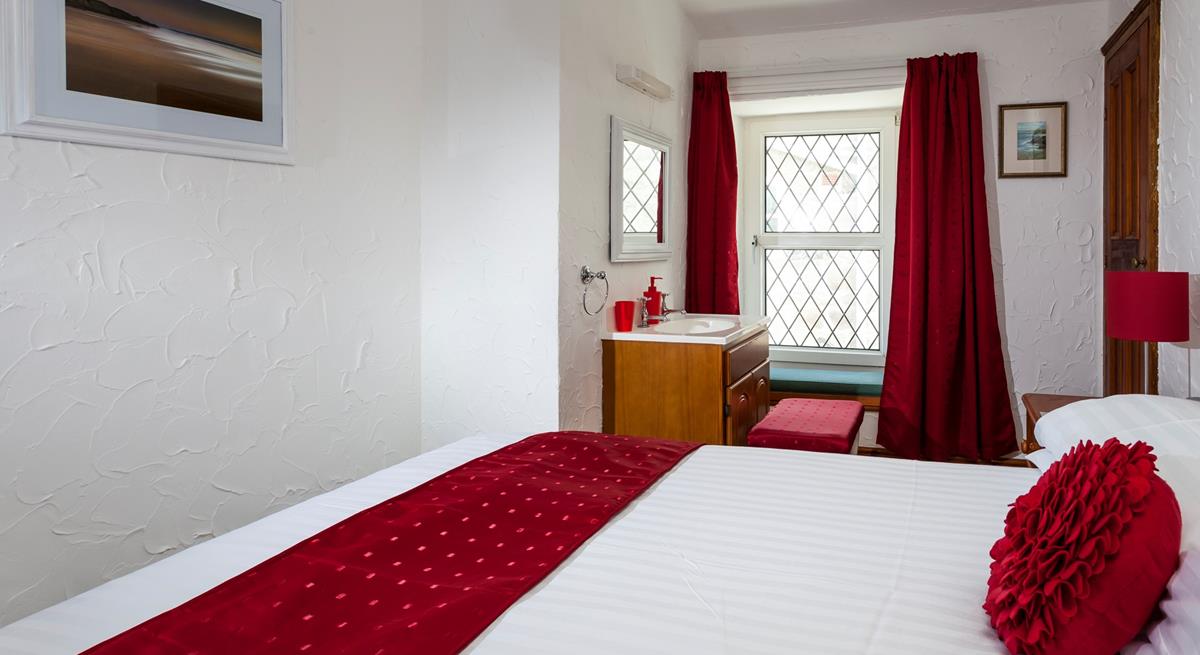 After spending the evening indulging in a tasty meal in town, tuck into bed and drift off for a restful night's sleep.