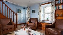 This cosy cottage is perfectly located to explore all St Ives has to offer.