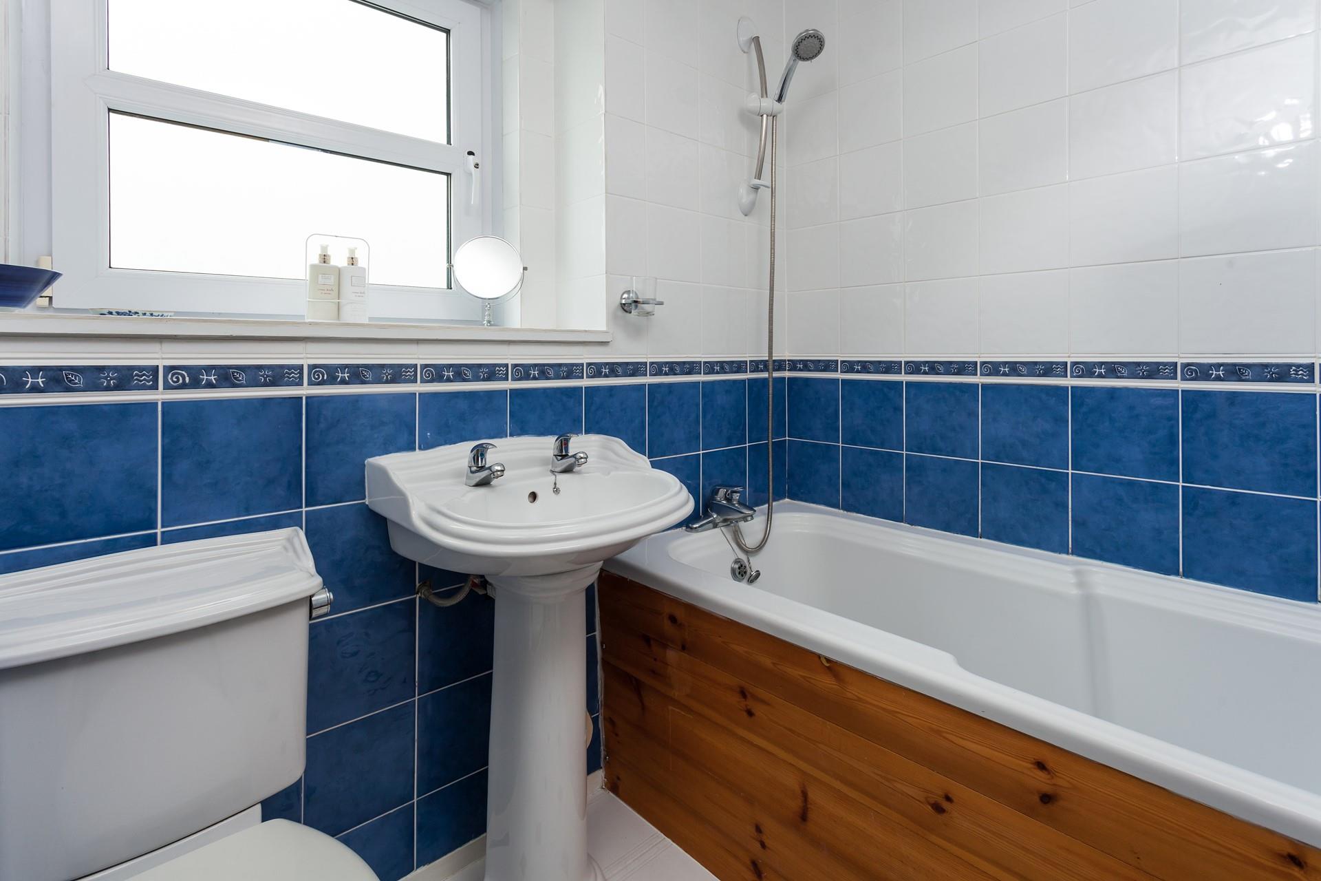 Relax and unwind in a hot bubble bath.