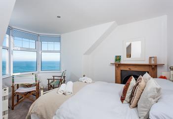Wake up in the soft sheets in bedroom 5 looking out at the mesmerising sea views.