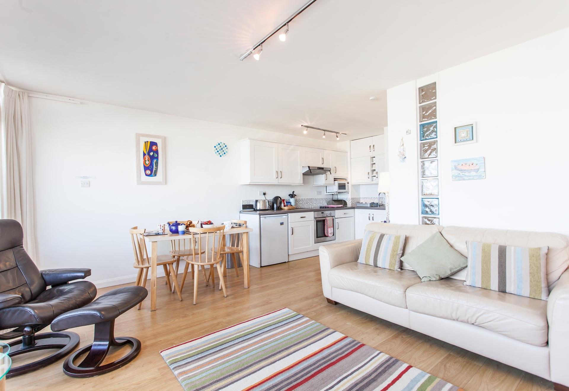 Being so close to the beach, you can pop back for a quick lunch before getting back to building sandcastles.