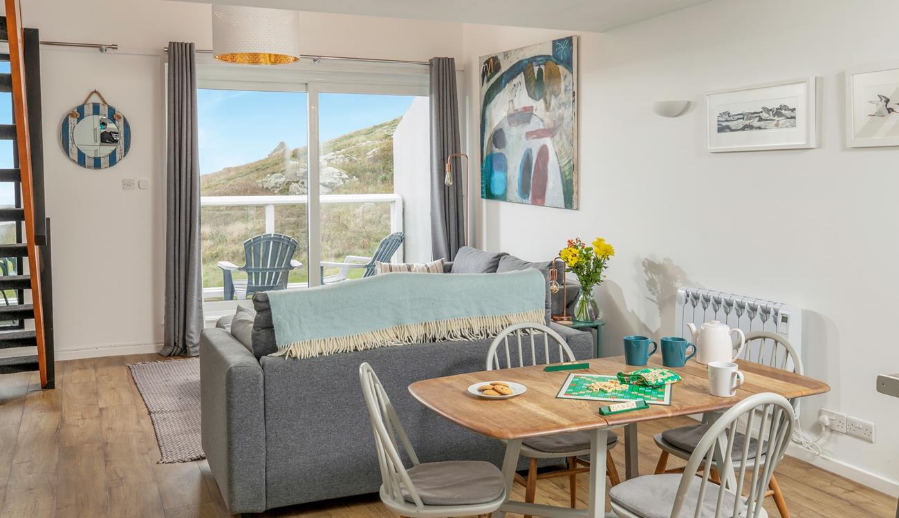 Rustle up a hearty breakfast to set yourself up for a beach day.