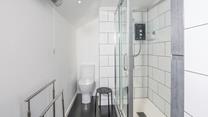 The modern shower is great for washing off the sand from the days beach adventures.