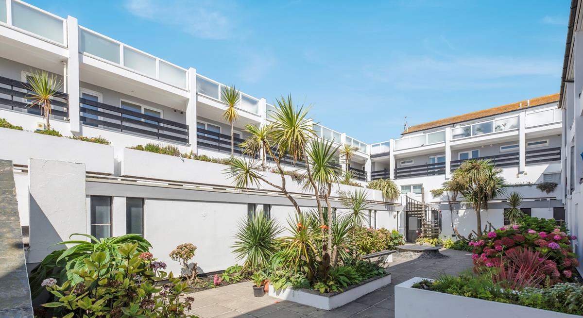 A stone's throw from Porthmeor beach, St Nicholas Court is the ultimate seaside escape!
