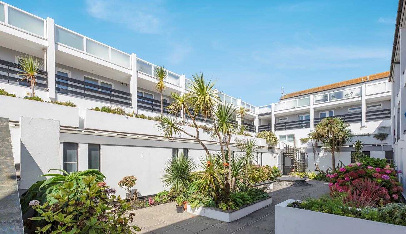 A stone's throw from Porthmeor beach, St Nicholas Court is the ultimate seaside escape!