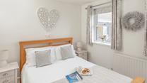 Make the most of holiday mornings with breakfast in bed.