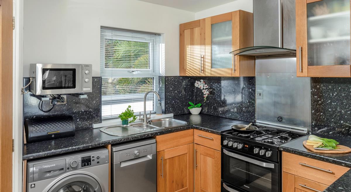 You'll find modern amenities in the kitchen, including a dishwasher!