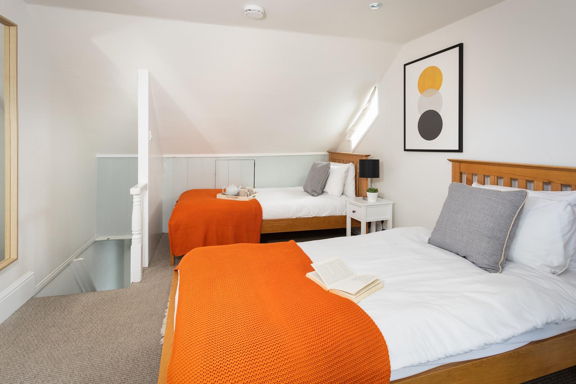 Sip your morning cuppa in bed and enjoy a lazy morning.