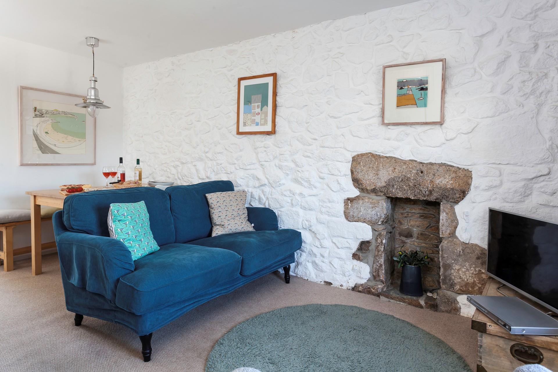 Crow's Nest Cottage, Downalong Aspects Holidays