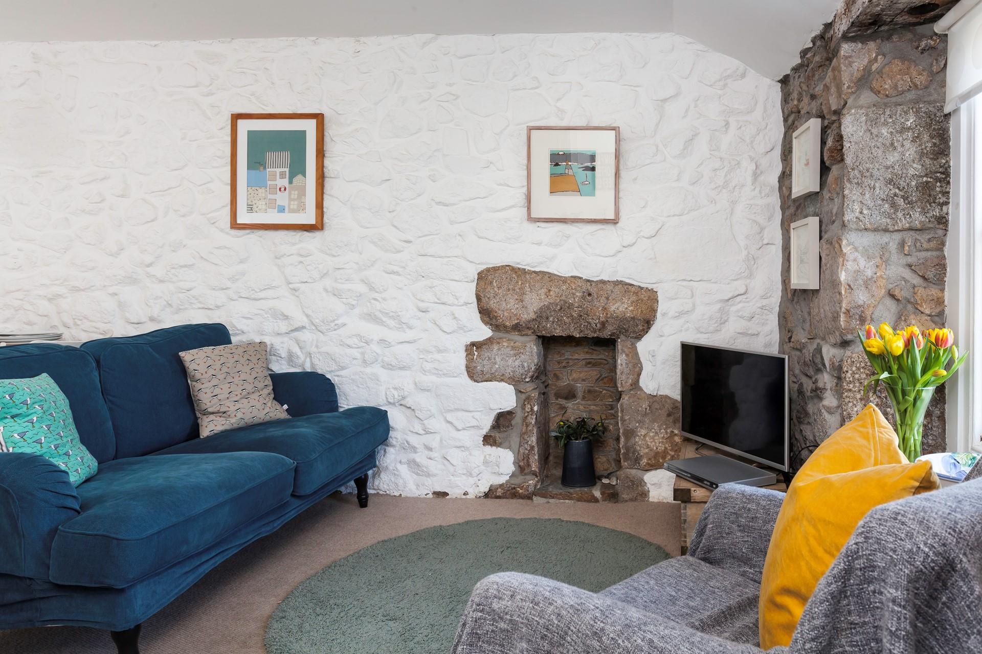 Crow's Nest Cottage, Downalong Aspects Holidays