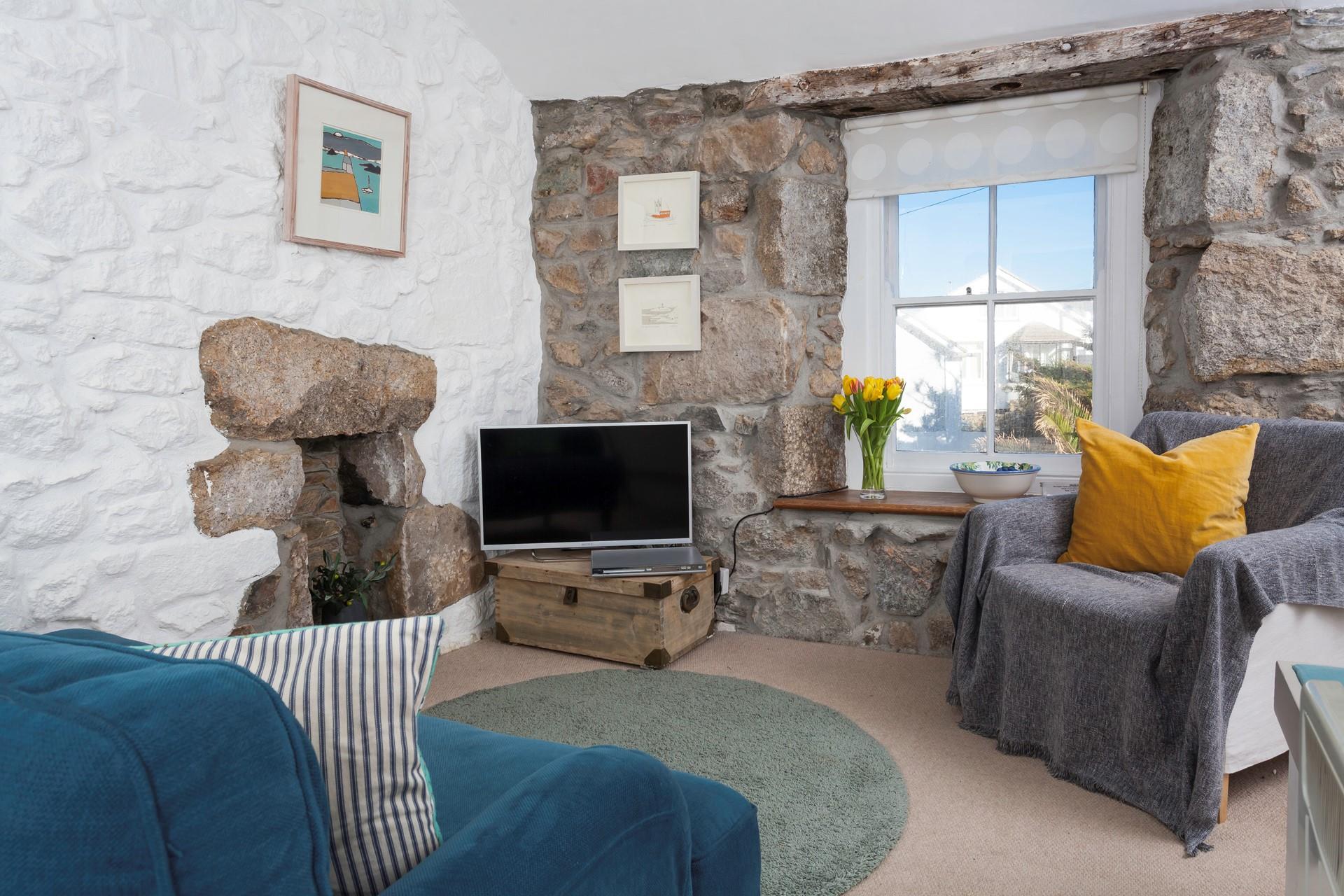 Crow's Nest Cottage, Downalong Aspects Holidays