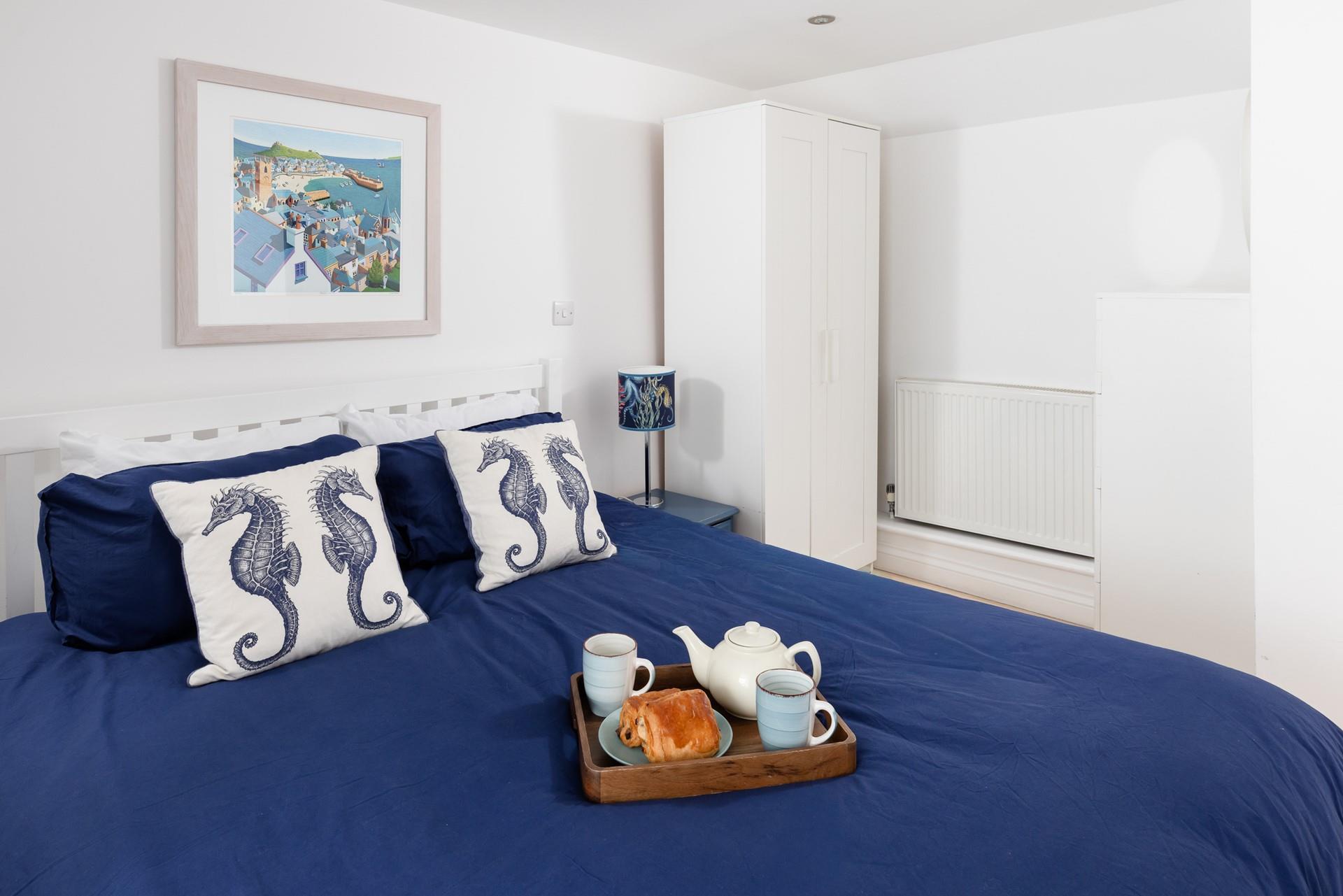 Handy storage means you can unpack with ease!