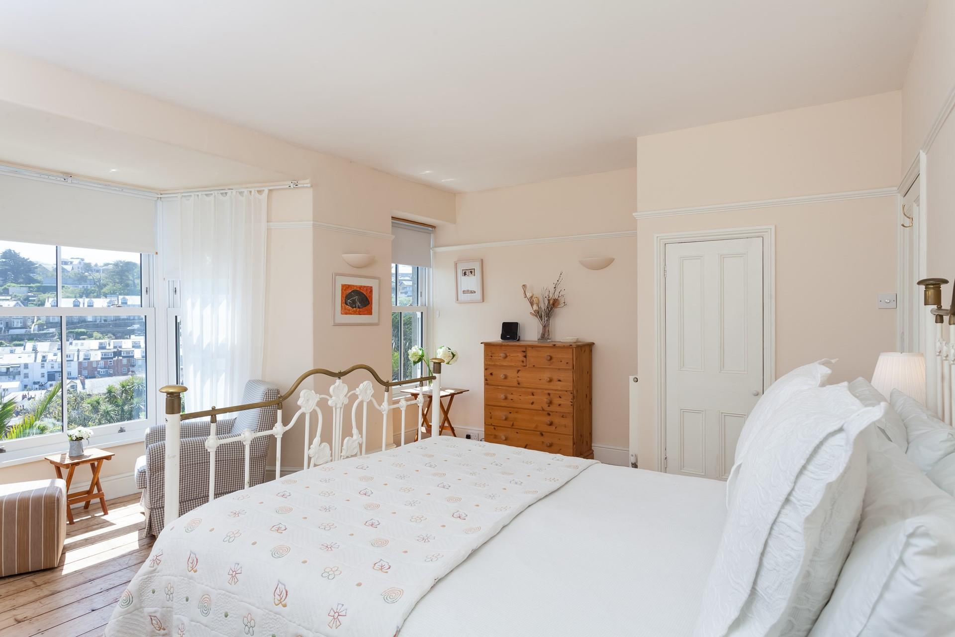 Settle into your cosy double bed for a restful night's sleep.