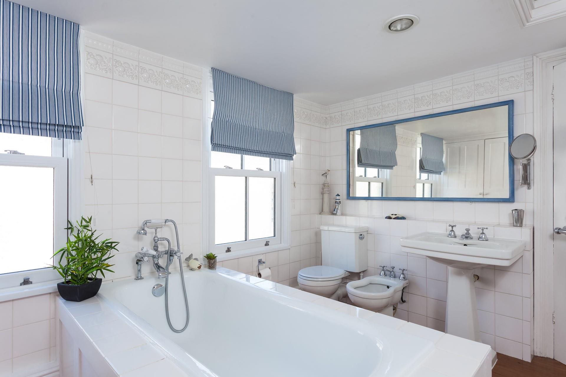 The bath is just perfect for relaxing after a busy day out and about!