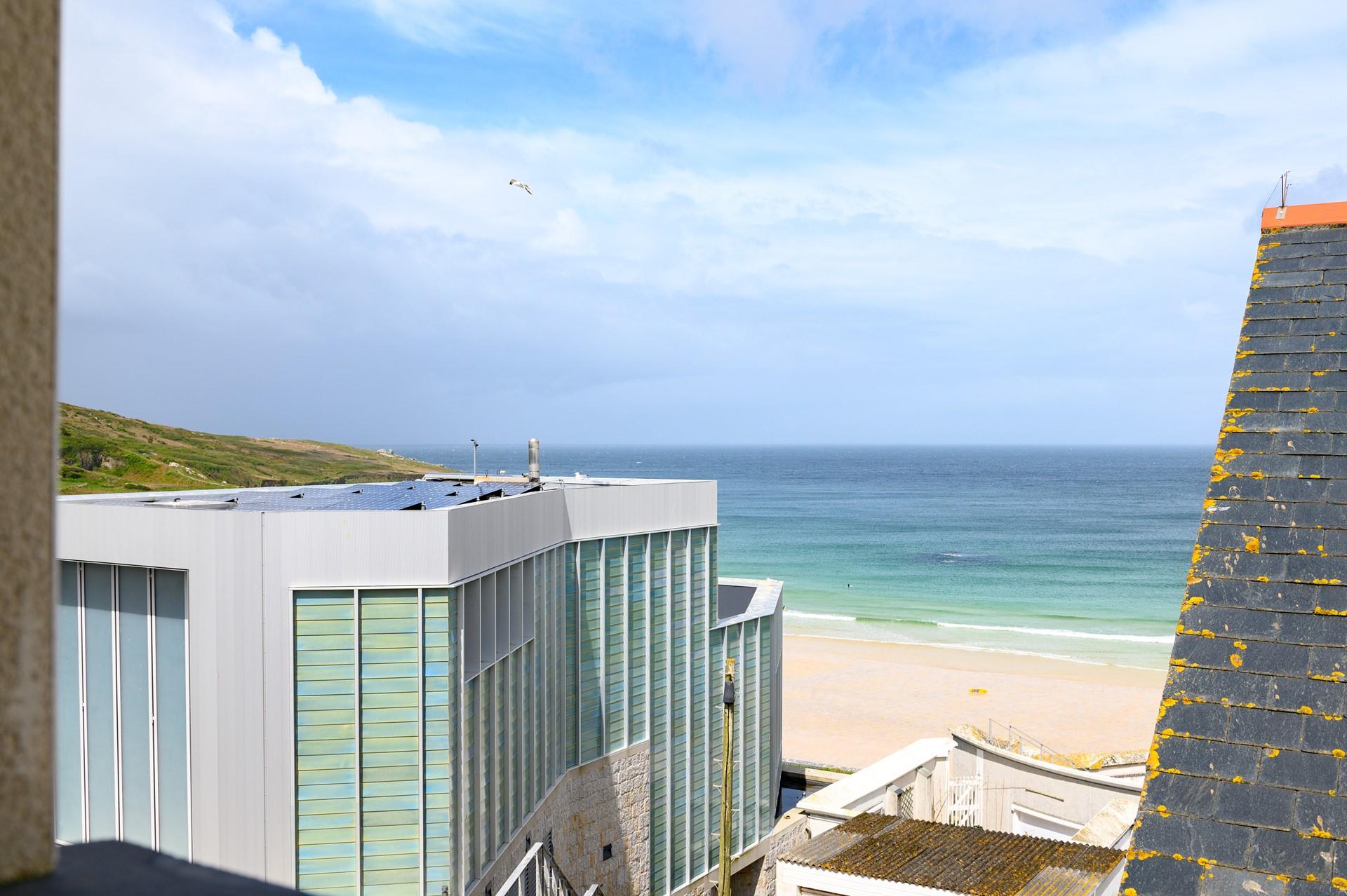 Gaze out at the azure waters each morning from the window.