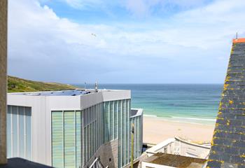 Gaze out at the azure waters each morning from the window.