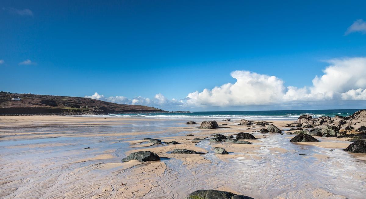 Beautiful Porthmeor beach is on your doorstep for morning strolls or afternoon picnics.