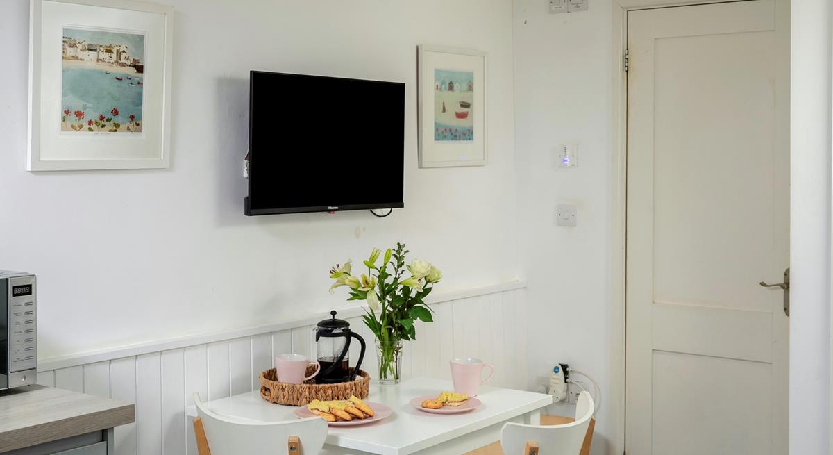 Tuck into coffee and cake in the afternoon.