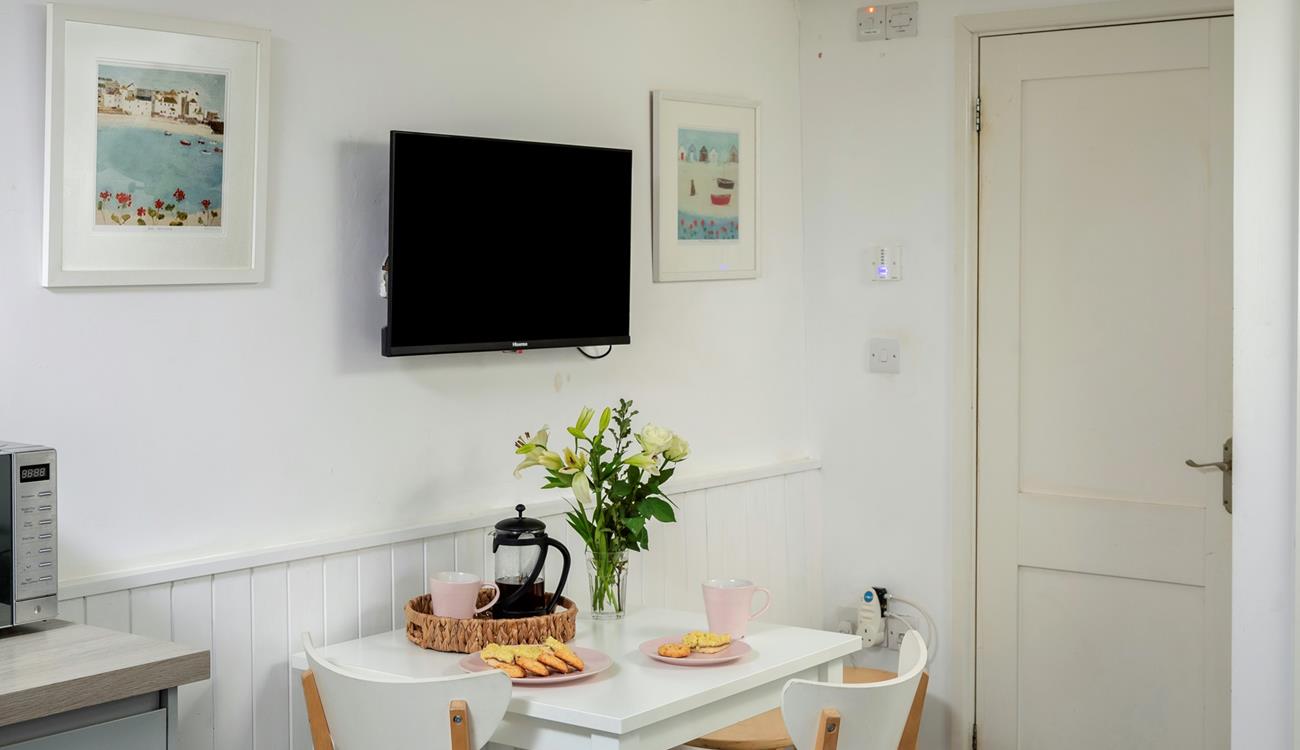 Tuck into coffee and cake in the afternoon.