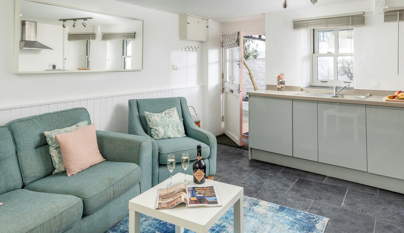 The Stowaway is just steps from the harbour front.