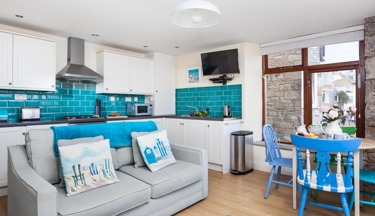 The kitchen is perfectly equipped to cook up a storm.