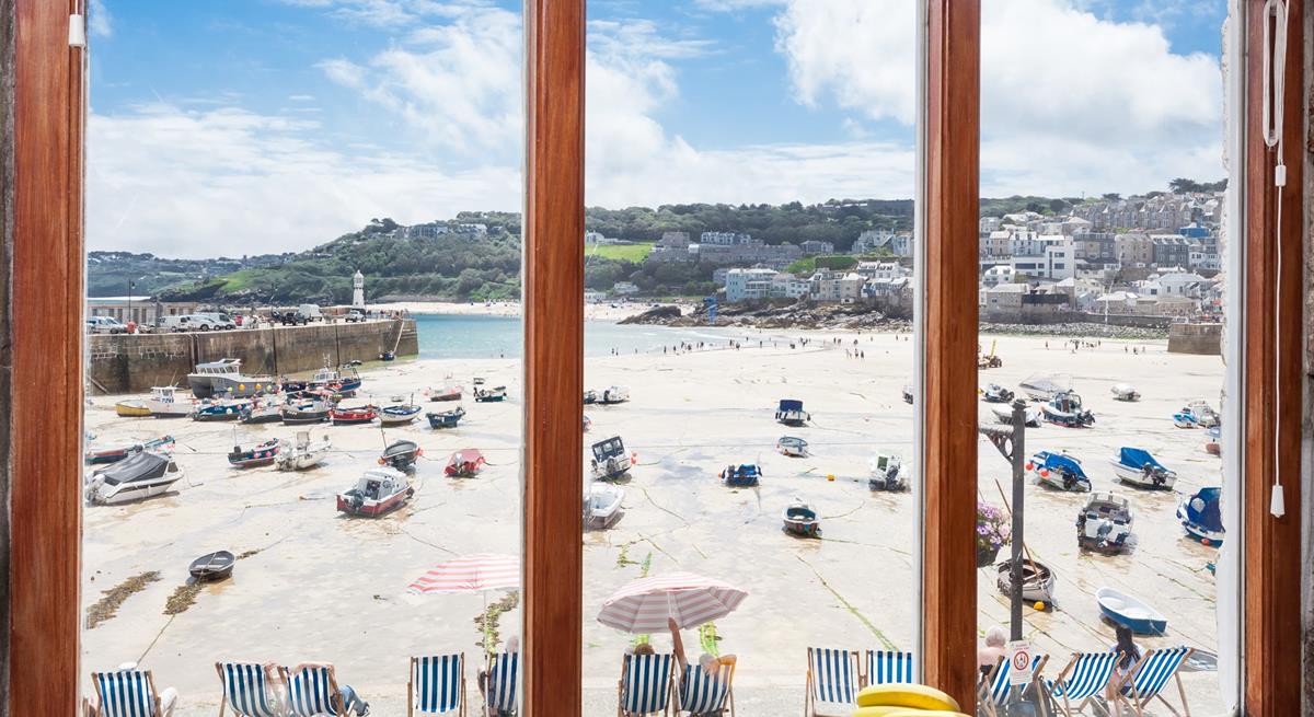 The stunning view across the Harbour and onto Smeaton's Pier is truly special.