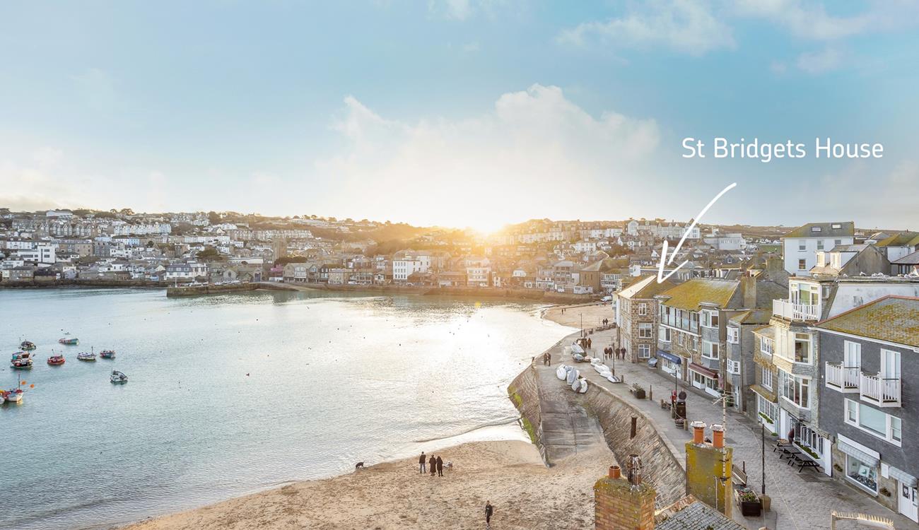 St Bridgets House is located right on St Ives harbourfront!