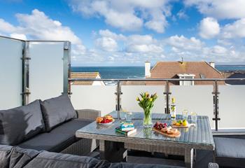 Lounge about on the balcony and soak up the sunshine.