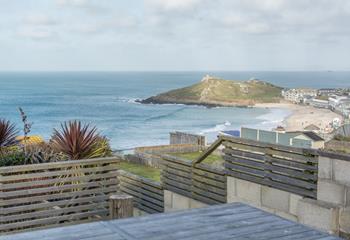 Take your first hot drink of the day out to the garden and watch St Ives slowly wake up.