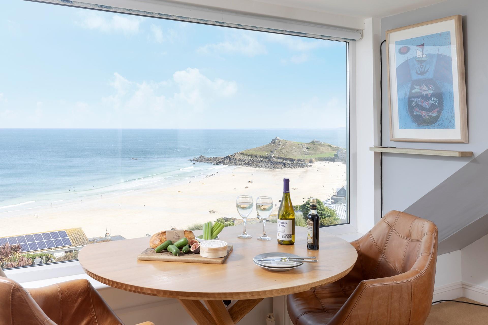 Spectacular views await you at Mor Vista.