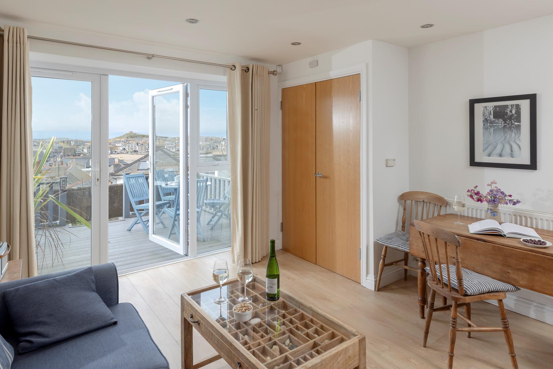 Cook up a storm in the kitchen before relaxing in the sitting room.