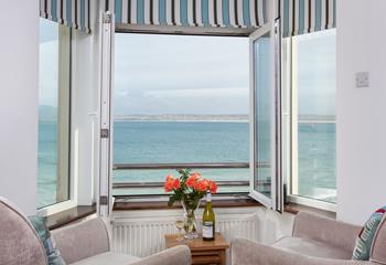 Smeaton's Pier Apartment has some of the best uninterrupted views of St Ives Bay and Godrevy Lighthouse.