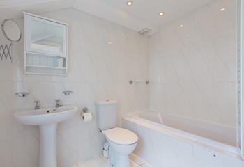 The en suite bathroom to bedroom 1 is the perfect space to relax and unwind by running yourself a bubble bath.