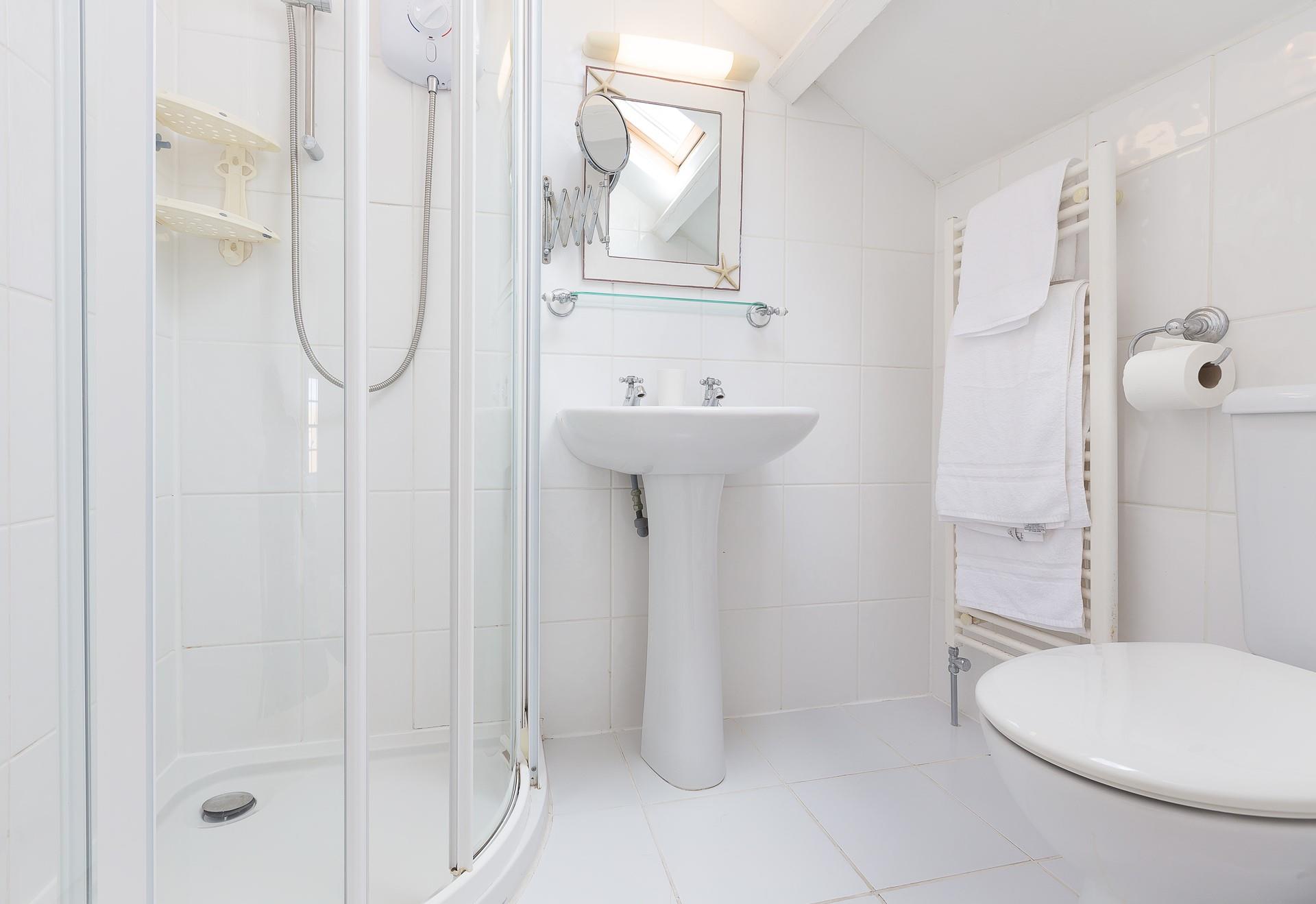 Wash off the sand in the shower room is located on the first floor. 