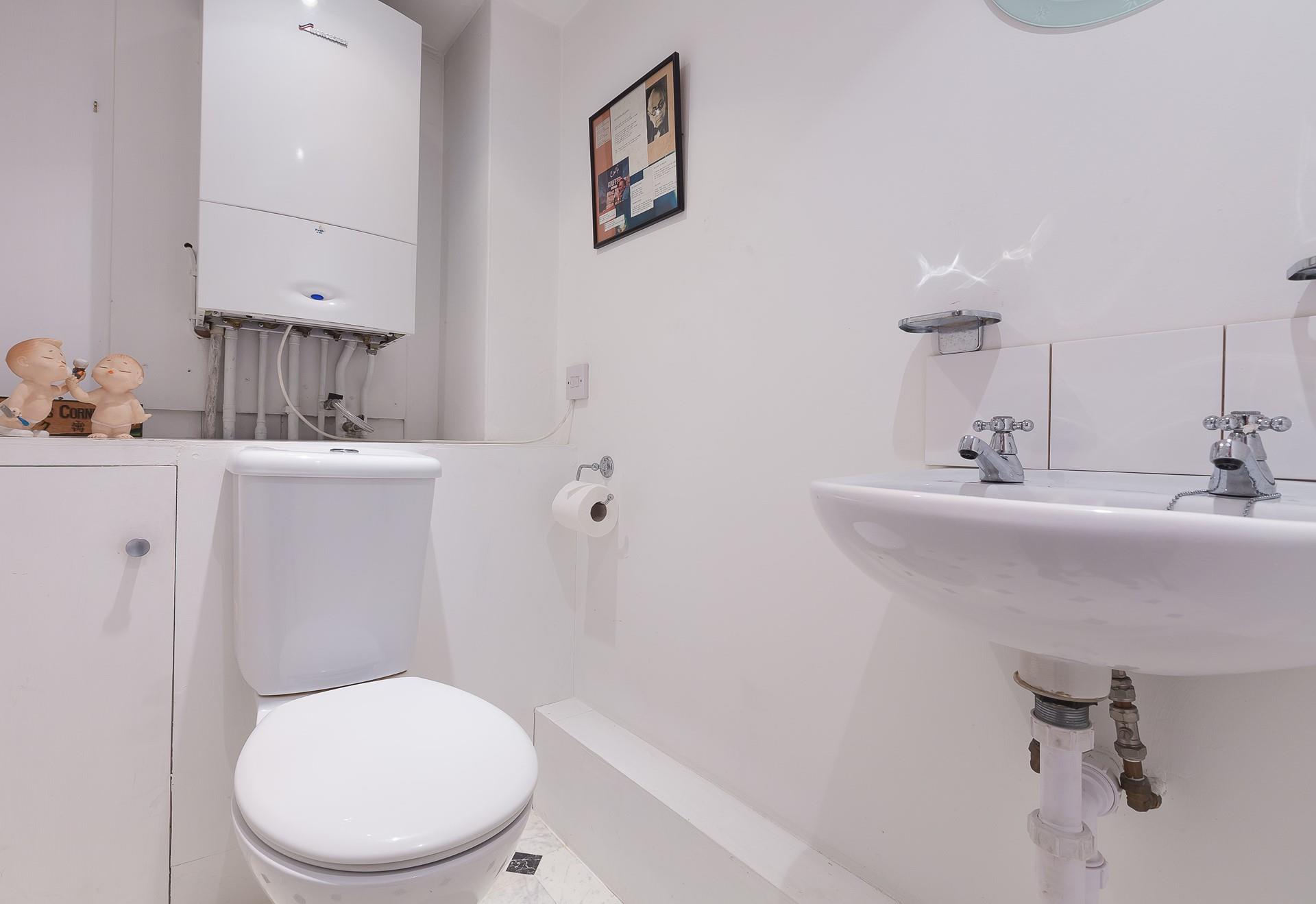 Get ready to head out to spend the day on the soft sands of Porthmeor.