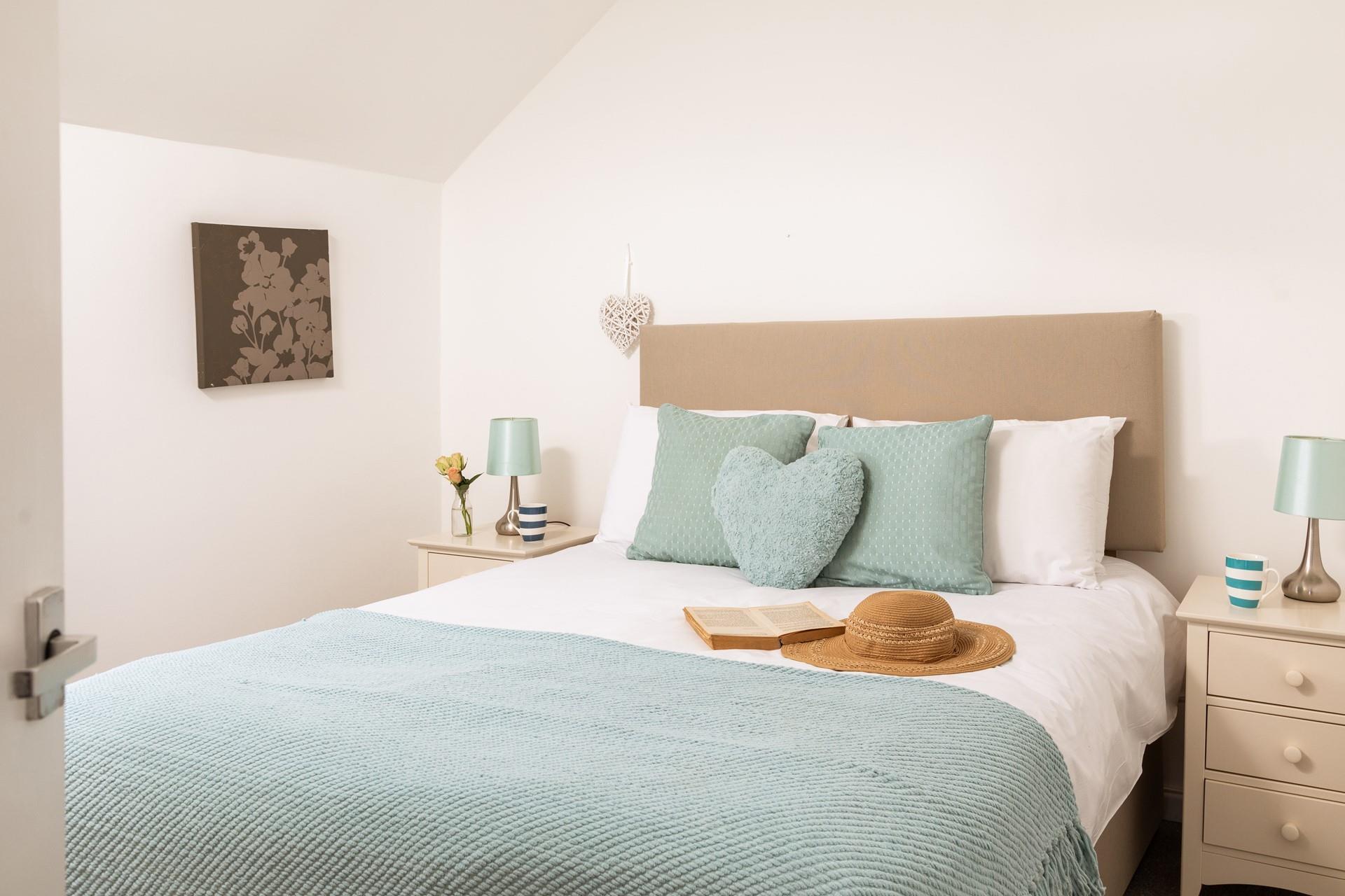 2 Rose Lodge, The Wharf Aspects Holidays