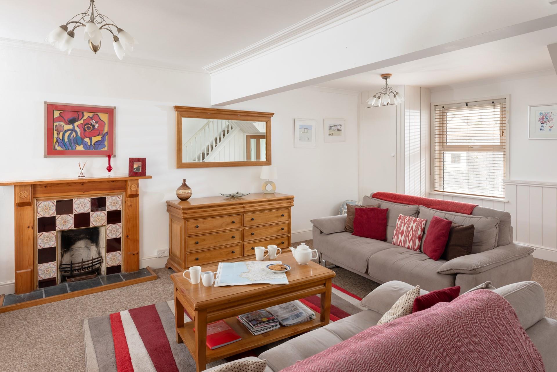 Open a bottle of wine and relax in the evening after a busy day.