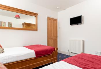 Settle the kids into bed and head out onto the balcony for an evening drink.