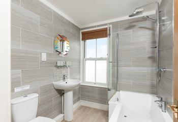 Modern bathroom with bath - perfect to relax in after a long day!