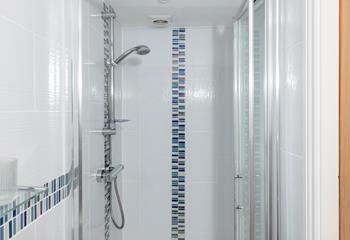 En suite off the double bedroom, the perfect space to get ready in the morning.