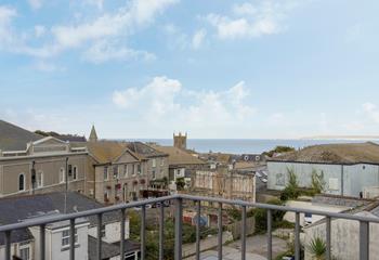 Far-reaching views await from the balcony.