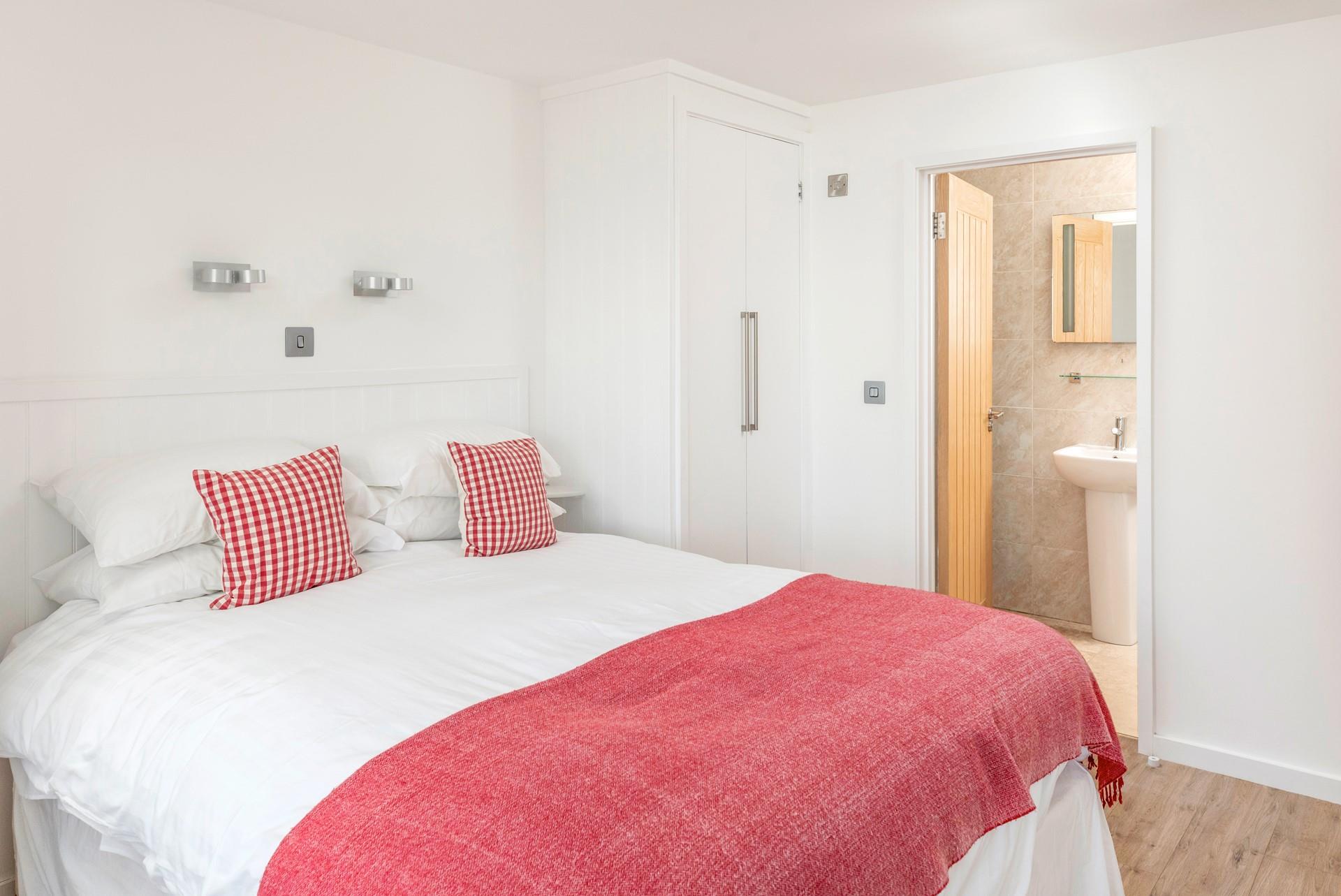 Wake up and wander into the en suite to get ready for the day.